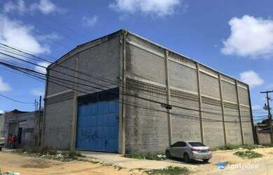 Imagem: O depósito possui 450m² de Área e está localizado em Jardim