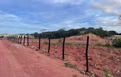 Imagem: O terreno possui 24.000m² de Área e está localizado em Praia