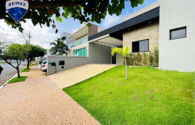 Imagem: A casa em condomínio possui 3 Dormitórios, 3 Banheiros, 4