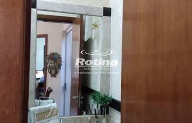 Imagem 8: Casa, 3 suítes, no Bairro Tubalina