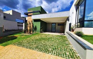 Imagem: A casa em condomínio possui 3 Dormitórios, 5 Banheiros, 4