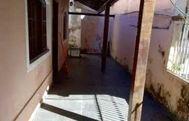 Imagem 2: FAB023 - Ótima casa 2 quartos comodos grandes quintal Maria Paula