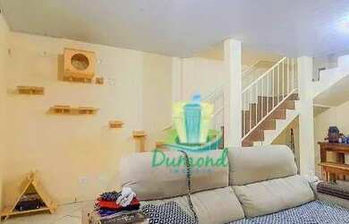 Imagem: A casa possui 2 Dormitórios, 3 Banheiros, 1 Vaga na garagem