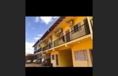 Imagem: A casa em condomínio possui 2 Dormitórios, 2 Banheiros, 1