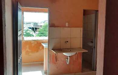 Imagem: A casa possui 1 Dormitório, 1 Banheiro, 40m² de Área e está