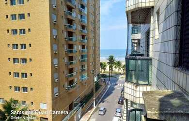 Imagem: O apartamento possui 3 Dormitórios, 1 Banheiro, 1 Vaga na garagem