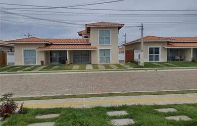 Imagem: A casa em condomínio possui 2 Dormitórios, 2 Banheiros, 2