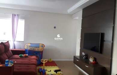 Imagem: A casa possui 3 Dormitórios, 3 Banheiros, 1 Vaga na garagem