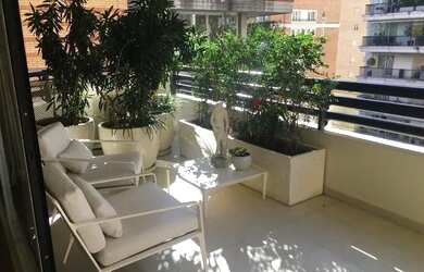 Imagem: O apartamento possui 3 Dormitórios, 5 Banheiros, 4 Vagas na