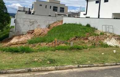 Imagem: O terreno possui 280m² de Área e está localizado em Cézar