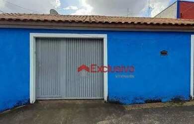 Imagem: A casa possui 2 Dormitórios, 1 Banheiro, 3 Vagas na garagem