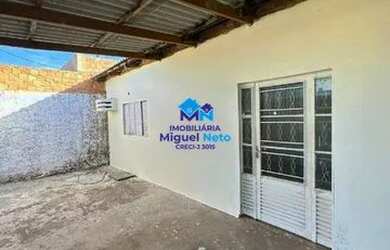 Imagem: A casa possui 2 Dormitórios, 2 Banheiros, 1 Vaga na garagem