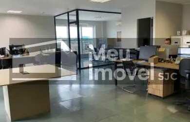 Imagem: O depósito possui 2 Vagas na garagem, 202m² de Área e está