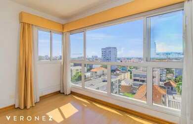 Imagem: O apartamento possui 3 Dormitórios, 3 Banheiros, 2 Vagas na