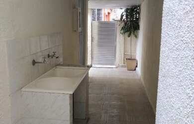 Imagem: A casa possui 2 Dormitórios, 1 Banheiro e 84m² de Área e