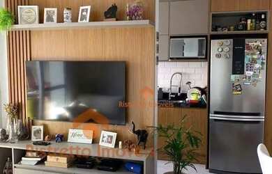 Imagem: O apartamento possui 2 Dormitórios, 1 Banheiro, 1 Vaga na garagem