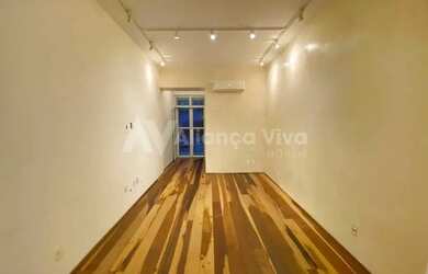 Imagem: O apartamento possui 2 Dormitórios, 2 Banheiros, 78m² de Área