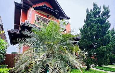 Imagem 2: Casa à venda em Jurerê Internacional, Florianópolis com 3 quartos