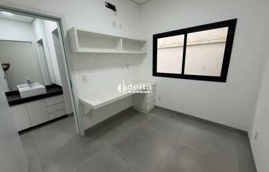 Imagem 5: Casa em condomínio disponível para locação no bairro Grand Ville em...