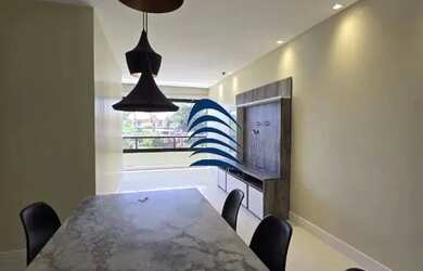 Imagem 5: Apartamento conta com três quartos, três banheiros, duas vagas de garagem,...