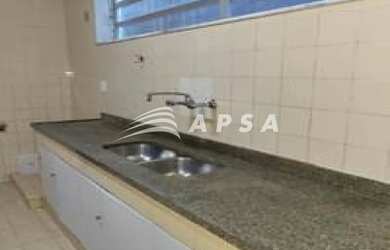 Imagem 9: VENHA CONHECER ESTA CASA ENCANTADORA EM LOCALIZAÇÃO PRIVILEGIADA, A...