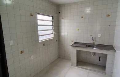 Imagem 3: Aluga 1.200 Apto 2 Qtos, 1 Vaga. Á 100 mts da Estr. da Cabuçu