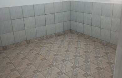 Imagem: A casa possui 1 Dormitório, 1 Banheiro, Direto com o proprietário