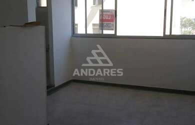 Imagem: O depósito possui 38m² de Área e está localizado em Glória