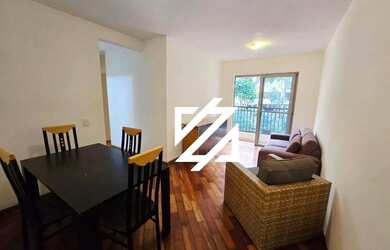 Imagem: O apartamento possui 3 Dormitórios, 1 Banheiro, 1 Vaga na garagem