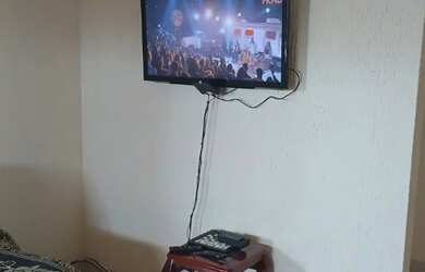 Imagem 4: casa temporada guriri. Acomodam 10 pessoas, 2 Vagas na garageme3 Dormitórios