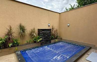 Imagem 13: Luxuoso sobrado com três suítes e piscina no Jardim Atlântico