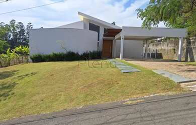 Imagem: A casa em condomínio possui 3 Dormitórios, 4 Banheiros, 4