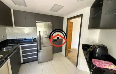 Imagem: O apartamento possui 3 Dormitórios, 1 Banheiro, 1 Vaga na garagem