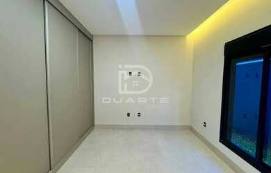 Imagem 16: Casa em Condomínio Residencial Grand Trianon, com planejados