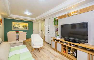 Imagem: A casa possui 3 Dormitórios, 3 Banheiros, 3 Vagas na garagem