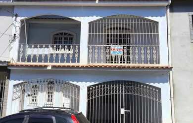 Imagem: A casa possui 2 Dormitórios, 1 Banheiro, 1 Vaga na garagem