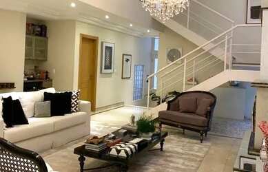 Imagem 2: Casa à venda e para alugar em Santana de Parnaíba, Alphaville, com 4...