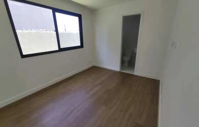 Imagem 14: Casa Alto Padrão no Alphaville LN2 4 Suítes, Projeto Sabine Rosas, Piscina e Sofisticação