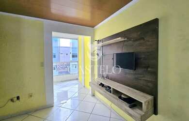 Imagem: O apartamento possui 3 Dormitórios, 1 Banheiro, 1 Vaga na garagem