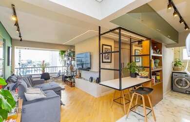 Imagem: O apartamento possui 1 Dormitório, 1 Banheiro, 1 Vaga na garagem