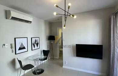 Imagem: O apartamento possui 1 Dormitório, 1 Banheiro, 1 Vaga na garagem