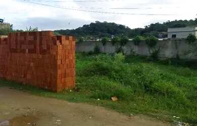 Imagem 5: PROMO DAS PROMO VENDO 3 CASAS E 1 TERRENO MEDINDO 7X50 POR 10X00