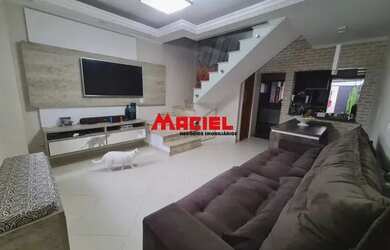 Imagem: A casa em condomínio possui 2 Dormitórios, 3 Banheiros, 2