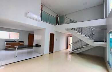 Imagem: A casa possui 4 Dormitórios, 4 Banheiros, 154m² de Área e