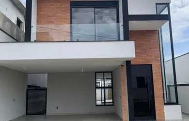 Imagem: A casa em condomínio possui 4 Dormitórios, 5 Banheiros, 3