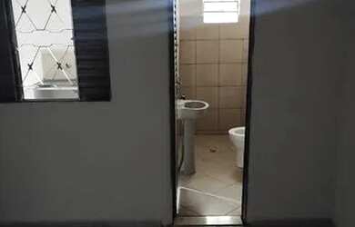 Imagem 6: Barracão urias Magalhães 2/4 Sala cozinha banheiro