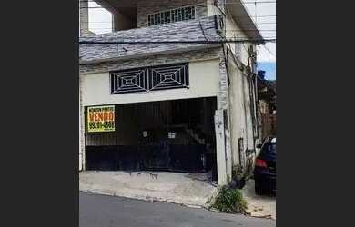 Imagem: A casa possui 5 Dormitórios, 5 Banheiros e 200m² de Área