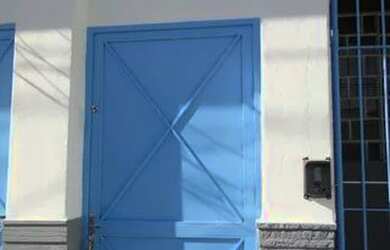 Imagem: A casa possui 2 Dormitórios, 2 Banheiros, 105m² de Área e