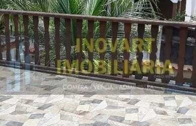 Imagem: A casa possui 2 Dormitórios, 2 Banheiros, 2 Vagas na garagem