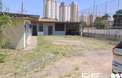 Imagem: O terreno possui 2.000m² de Área e está localizado em Chácara